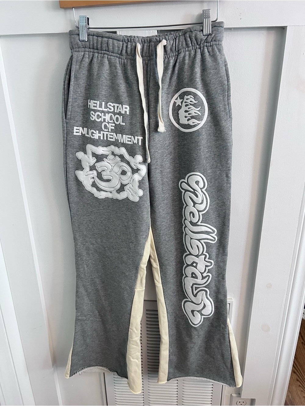Hellstar School Of Enlightenment Sweatpants medium